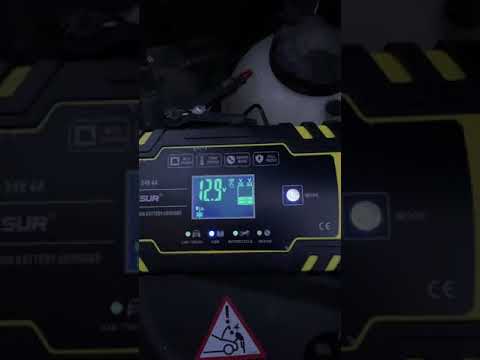 BMW f10 528 Как заряжать Акб через моторный отсек