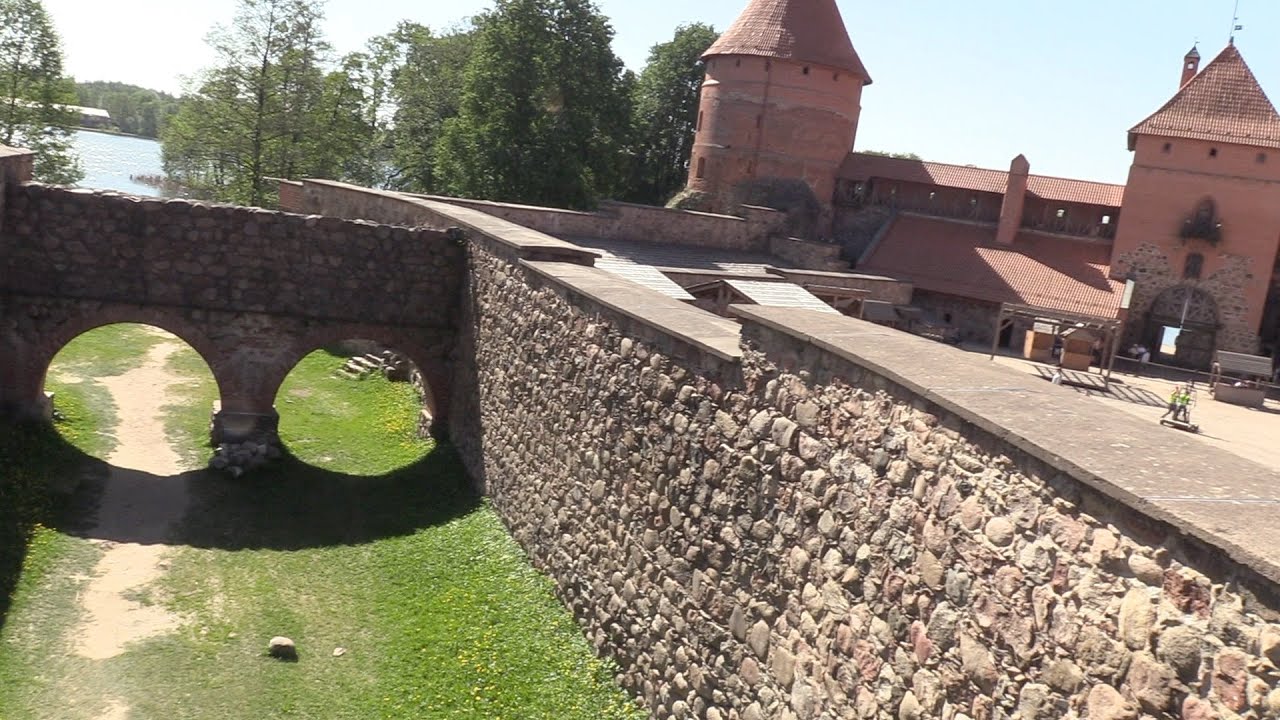 12 Lith: Trakai Fortress 2: SD 480p