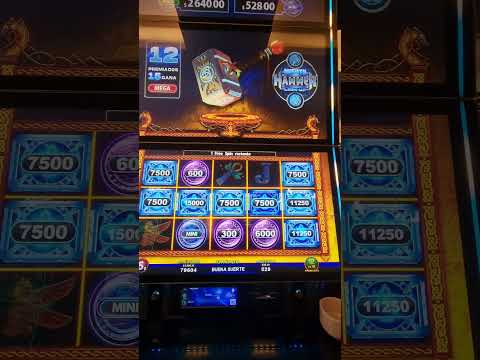 PANDA! #slots #slotmachine #casinogames #bonusfeature #slotwin