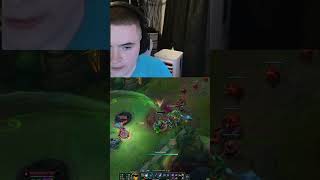 The fact he killed her is INSANE #mgclutch #mgclutchclips #fyp #leagueoflegends #leagueclips