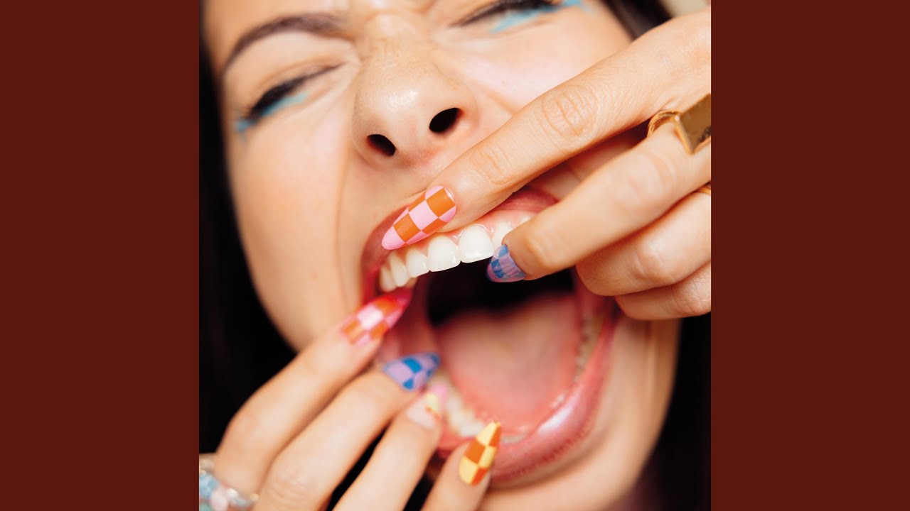 YouTubeでBreak Up On Vacationを視聴 YouTubeでBreak Up On Vacationを視聴