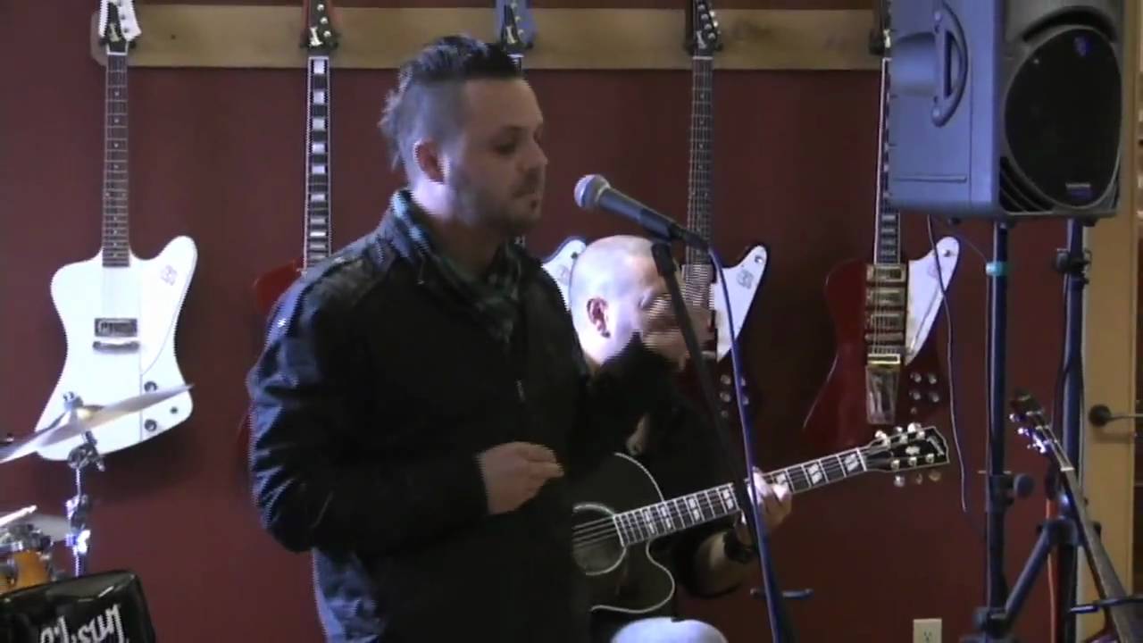 107.7 The End: End Session with Blue October - Dirt Room