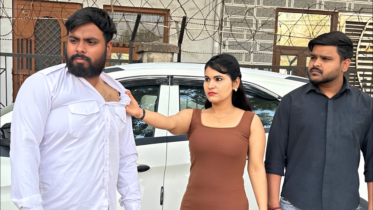 Служанка богатой девушки | Плод честности | Избалованная дочь богатого отца | Рошан Трипати