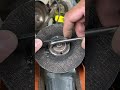 The easiest way to remove a sander discNo force needed#WorkshopTips #Sander #EasyFix