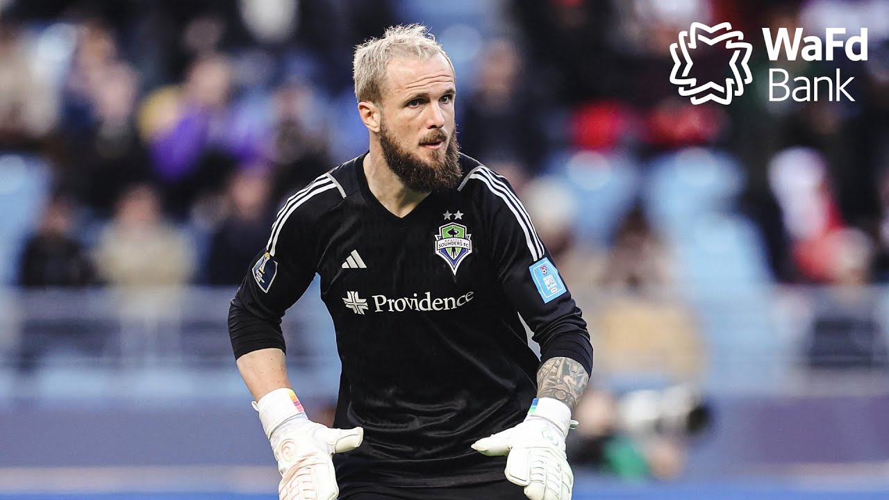 SAVE: Stefan Frei pulls off ridiculous double save vs LAFC 