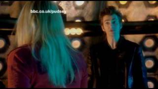 10 Rose Doctor Who First scene together