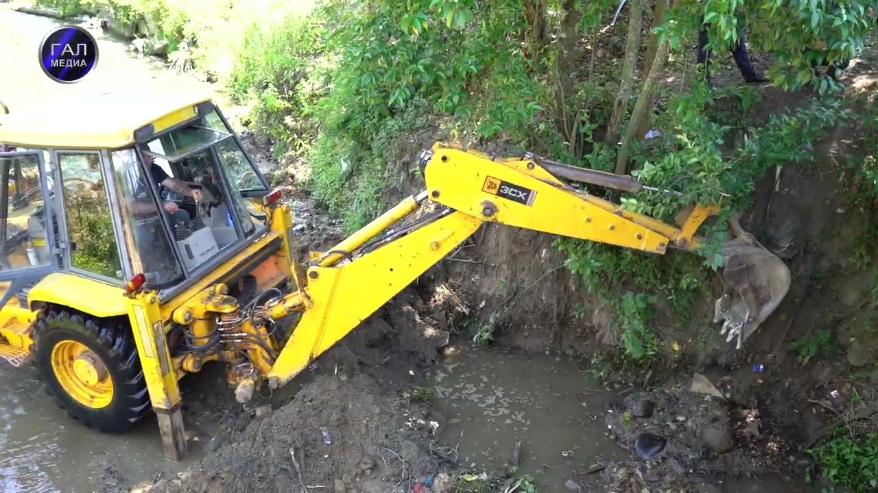 По доходам и расходам - финансовые направления и приоритеты 2025 года