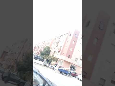 قيادة الحي الحسني تقوم بهدم واخلاء محل تجاري بعمارة سكنية بالمنطقة ٢٠ ابواب مراكش ويبقى السؤال مطروح