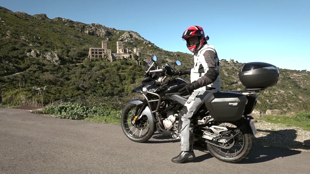 Ruta Zontes T2-310  por el Condado de Empúries | Motosx1000