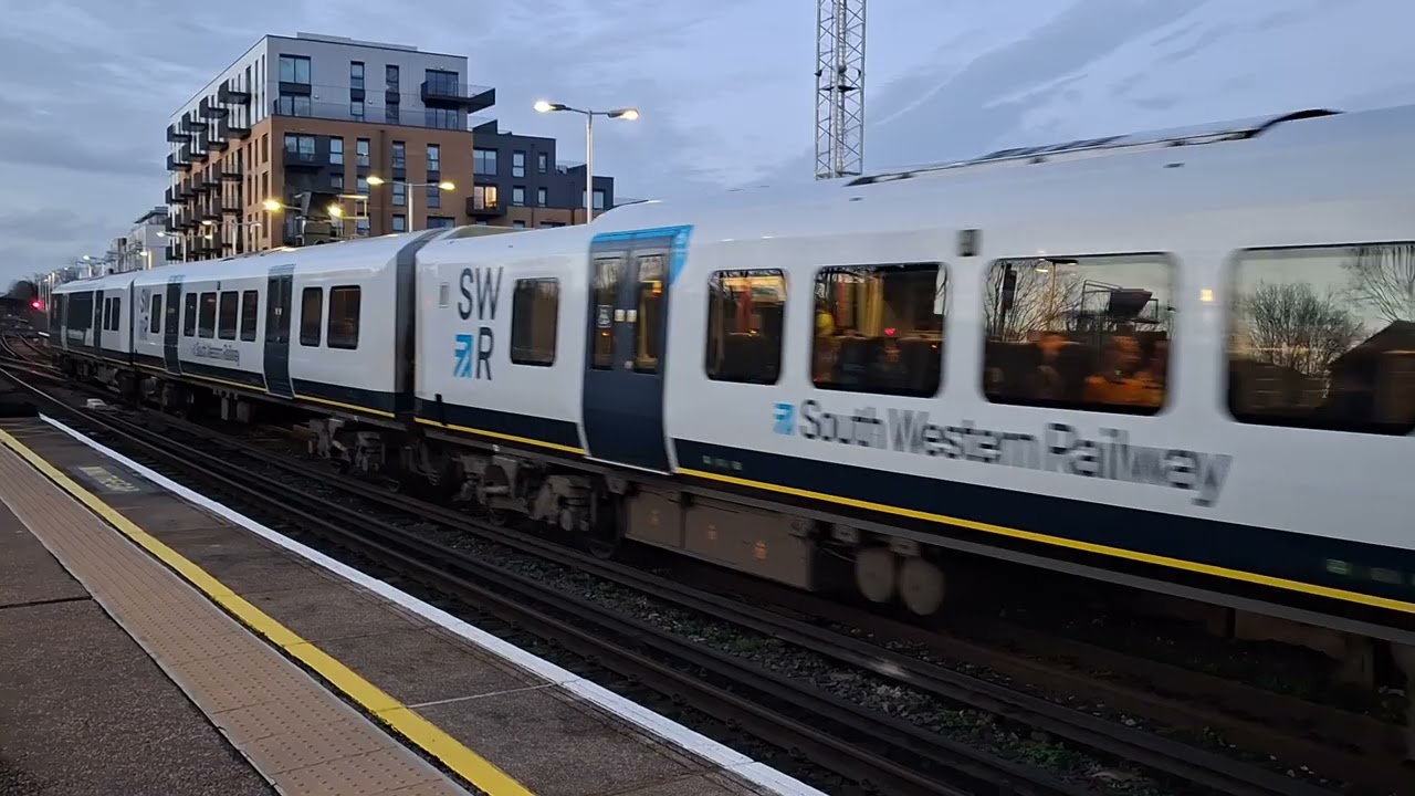 SWR Class 450124 Desiro & 450001 Arriving into Guildford The 27th of February 2026
