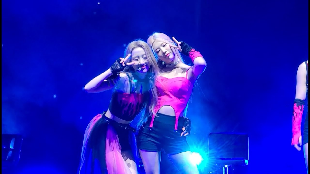 220802 Pale Blue Dot Loona the World Tour Los Angeles Day 2 August 2, 2022