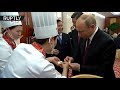 «По-президентски»: Путин и Си Цзиньпин вместе приготовили блюда китайской кухни