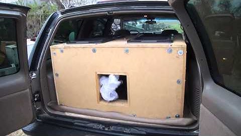 4 Kicker Solo Baric L7 15s On Kicker 2500.1 @ 32hz