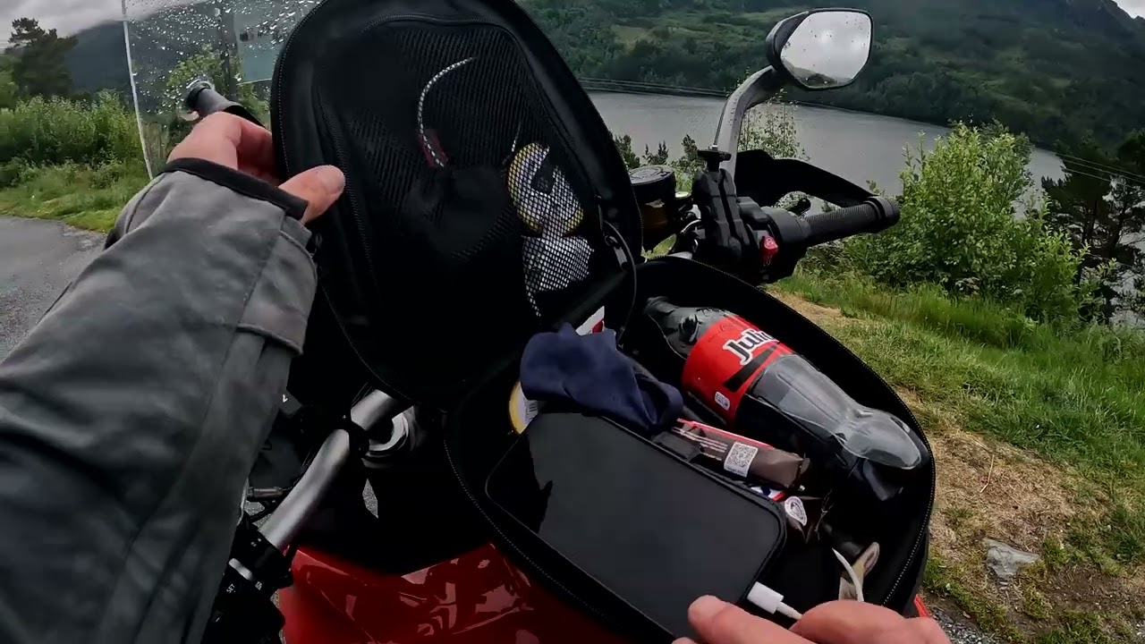 Mini semester i Norge på MC. Från Skånevik till Gaustatoppen gick turen idag.