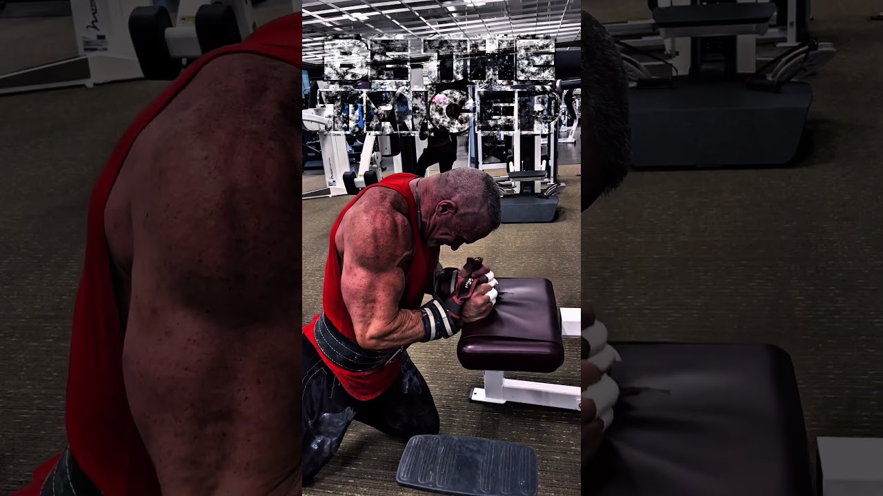 BE THE TRICEP #motivation #triceps #workout #pump