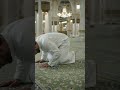 Yahan sajda karte hi…Dil halka ho jata hai…Jaise Rab…Har baat sun rha "#viral #islamicvideo #foryou