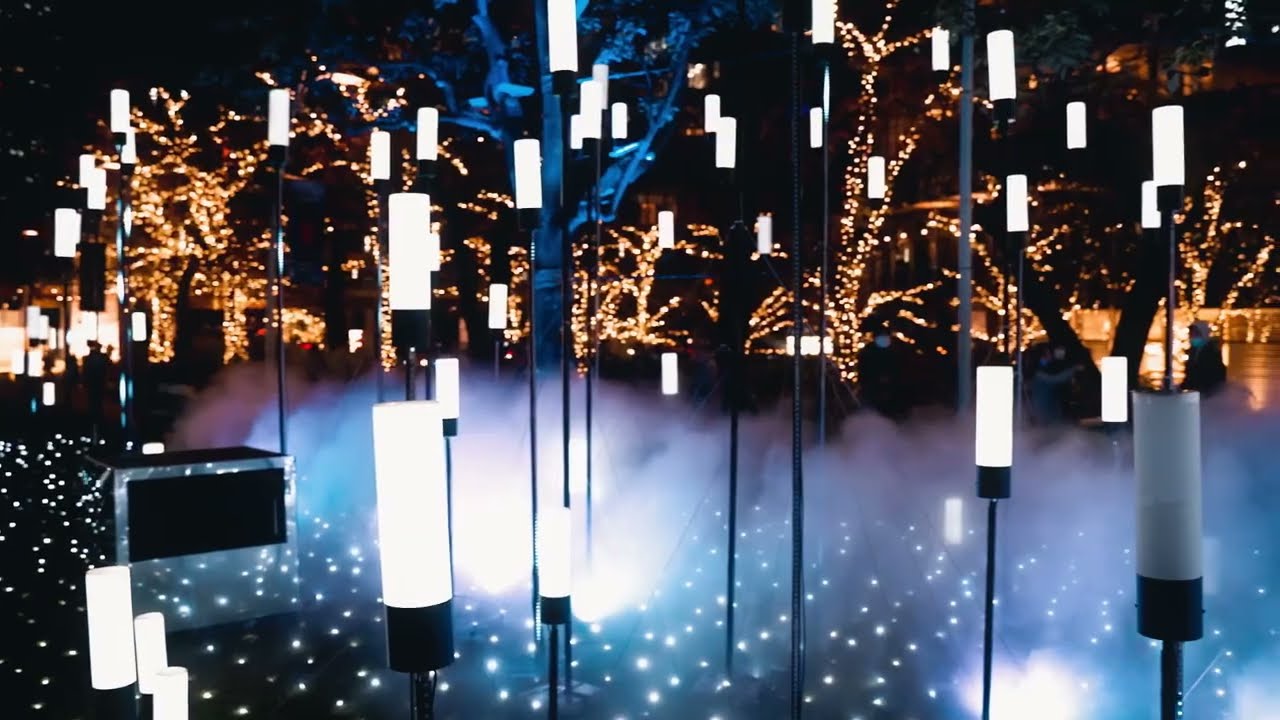 東京ミッドタウンのイルミネーション「MIDTOWN CHRISTMAS 2022」を体験　巨大スノードームの演出や都内最大級の屋外アイスリンクを満喫！