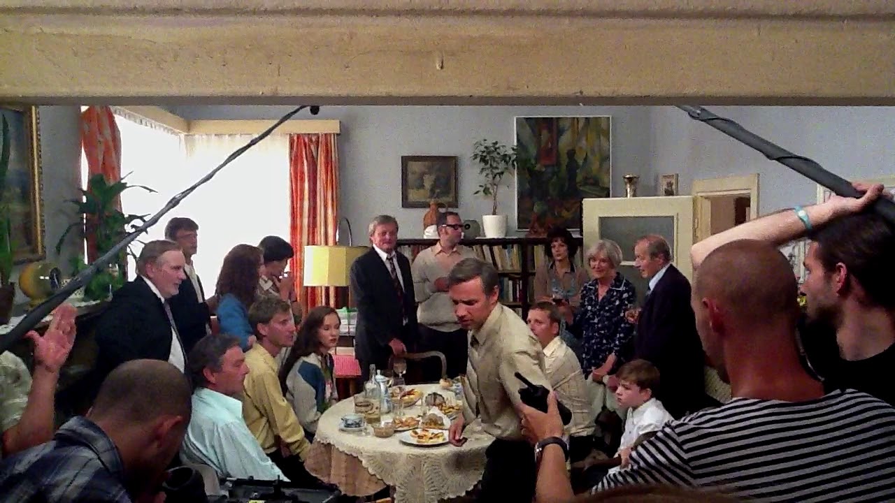 Vyprávěj - 70. Josefa, video z natáčení scény oslavy