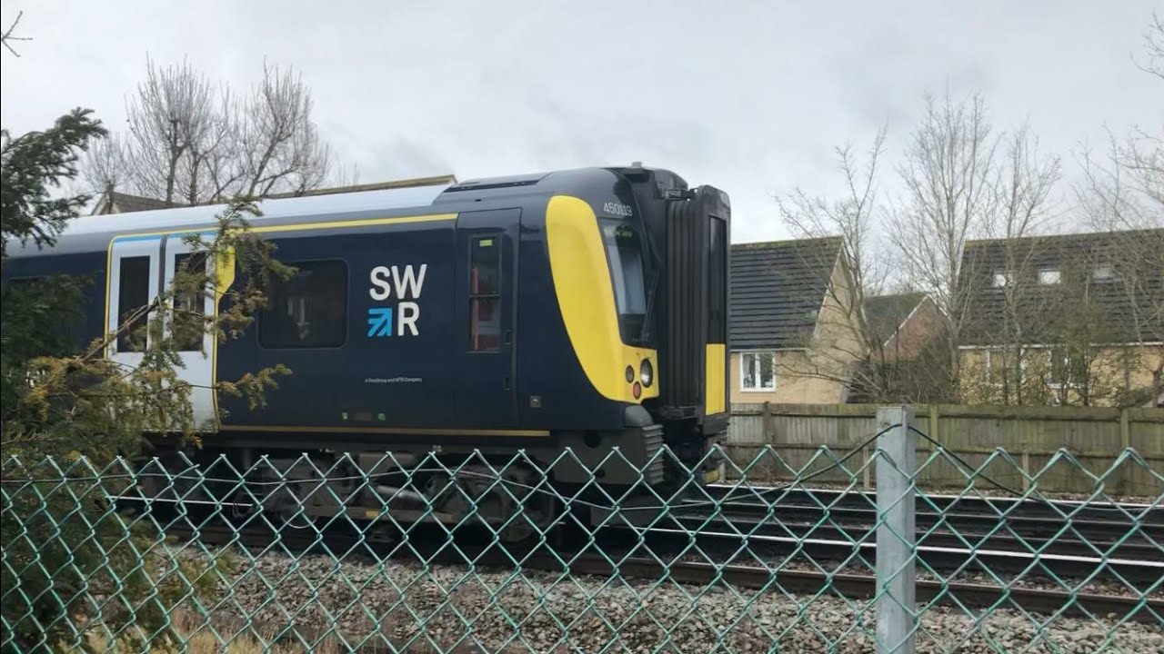 450 092 + 119 working 2C34