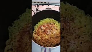 instant noodles|pancit canton