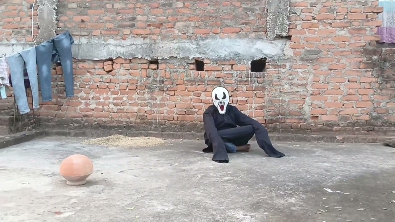 बहुत ही अजीब कर दिया इस भूत ने तो पूरा हाल वीडियो में देखें bahut hi Ajeeb kah diya is #funny 