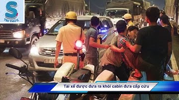 8 xe va chạm trên cầu vượt An Sương, quốc lộ 1 ùn tắc 5 km
