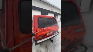 Punamulta Suojaama Arvokasta Alkuperäistä Maalia