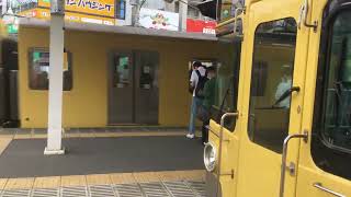 【前パン】西武2000系2403F+新2000系リア車2055Fが急行西武新宿行きとして上石神井駅に到着するシーン！