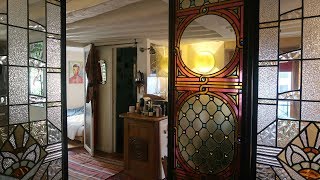 Our Tiny House in Paris! (tour)
Salut! This is a tour of our tiny home, or tiny apartment, in Paris where we will be staying for the next 5-6 weeks! So far, it has been a dream. We found it on Air Bnb and I will add a link to the listing at the end of our stay in case you wish to check it out for yourselves. This video is NOT sponsored, we made all arrangements ourselves and paid for the apartment ourselves. I will discuss details on the cost of our trip at the end of this video.
Find me on Instagram: https://www.instagram.com/itsblitzzz
Find Kaelin on Instagram: https://www.instagram.com/kaekaekost
Music:
Joakim Karud - Waves
#tinyhome Our Tiny House in Paris! (tour)