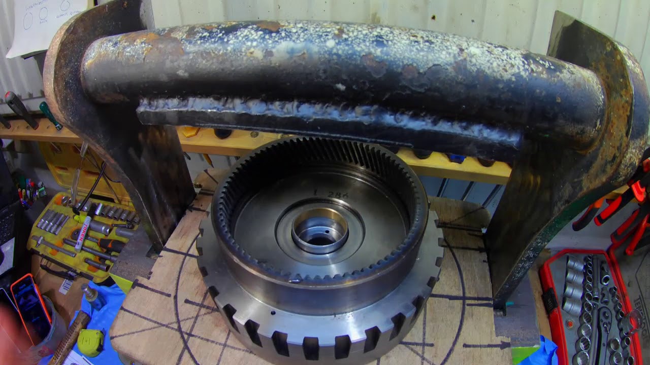 GM 4l80e rebuild part 5 ( bushings ) YouTube