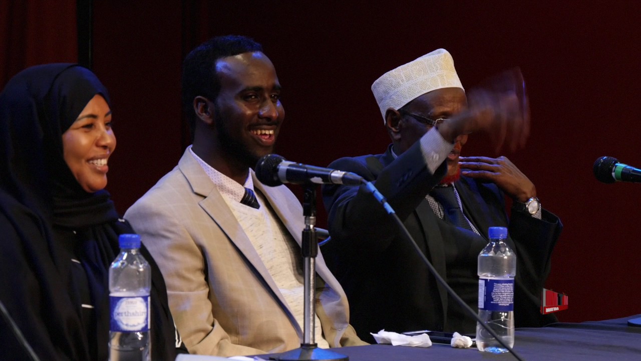 BERI HORE WAXA JIRAY iyo Abwaan Dheeg oo ka sheekeeyey Heestaasi caanka ahayd sidii ay ku timi.