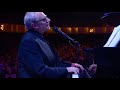 The Dukes of September with "Pretzel Logic"