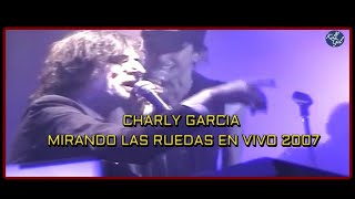 CHARLY GARCIA mirando las ruedas 2007 con deborah de corral