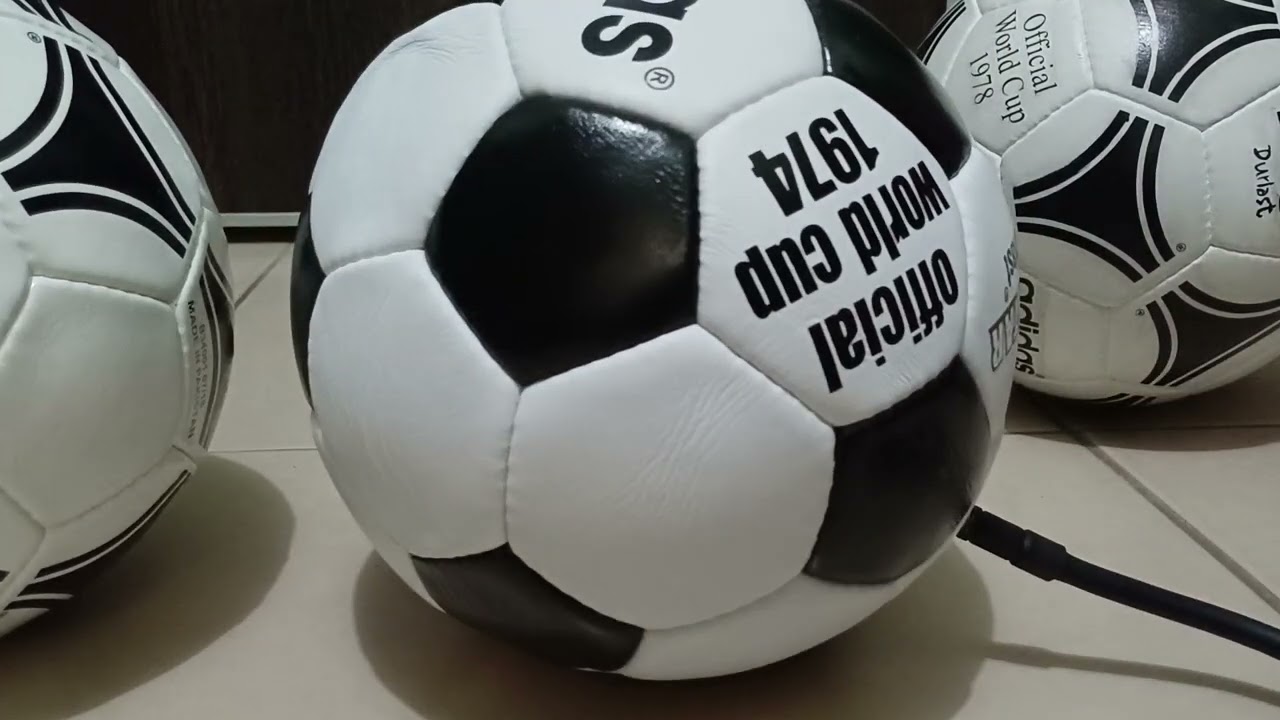 Inflating two genuine leather soccer balls (WM74 & Argentina 78) [Original Adidas reissues]