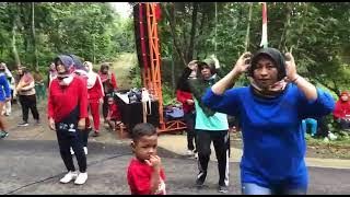 senam bersama di jalan baru,sambitileng part 2