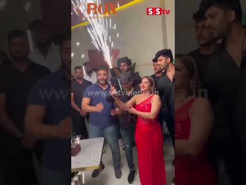 ROX ಪಬ್ ಬಂದ ಶ್ರೀ ಮುರಳಿ#kannadaactress #sriimurali #roxpub #srililafanpage #sstv ROX ಪಬ್ ಬಂದ ಶ್ರೀ ಮುರಳಿ#kannadaactress #sriimurali #roxpub #srililafanpage #sstv
