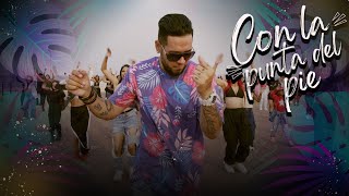 Con La Punta Del Pie - Roberto González Video Oficial