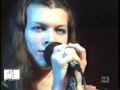 Milla Jovovich Live at Cactus Cafe 1994 ukrainian folk song "Ой у гаю при Дунаю"