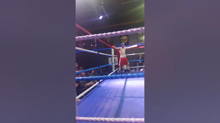 Sean Strange vs Leslie Murphy LWCC Boxing