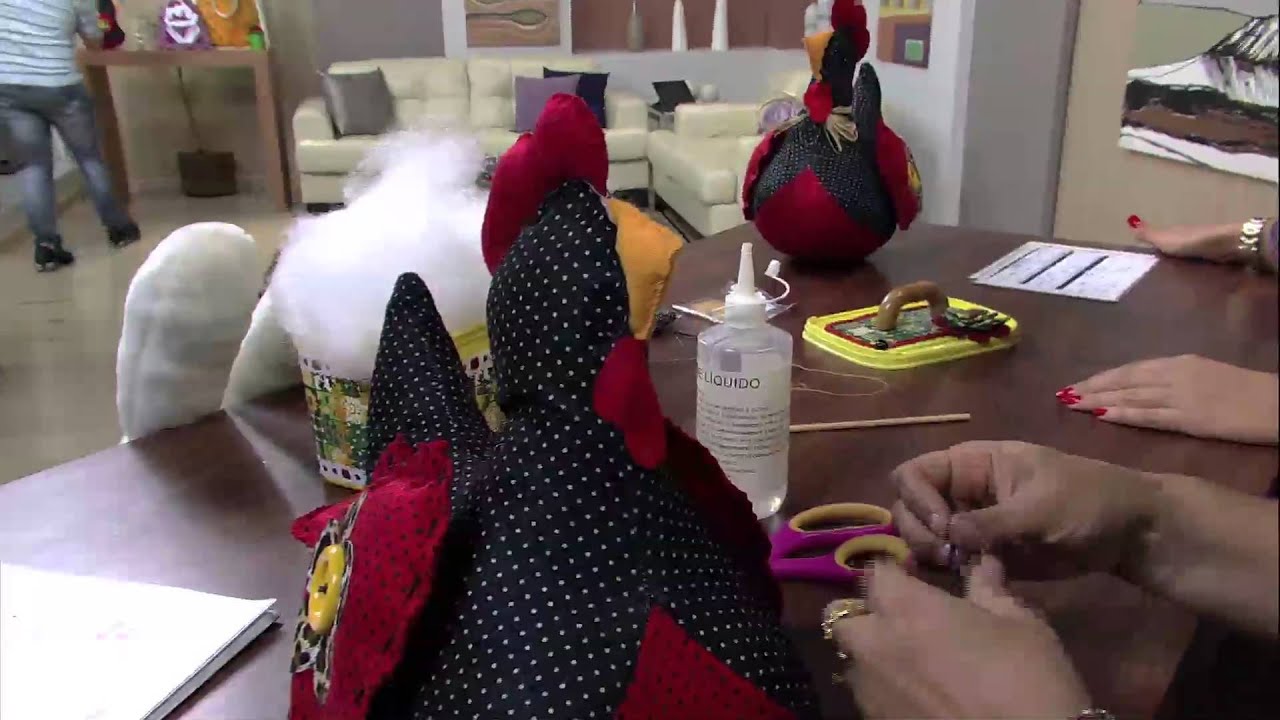 Mulher.com 08/03/2013 - Jully Malzoni Galinha de Feltro  Parte 1