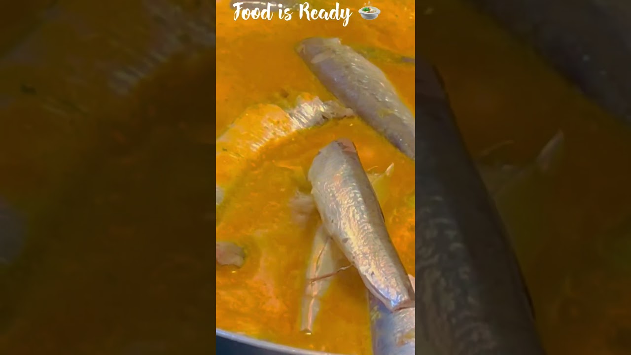 South Indian lunch with fish curry, beetroot stirfry,lentil crackers 