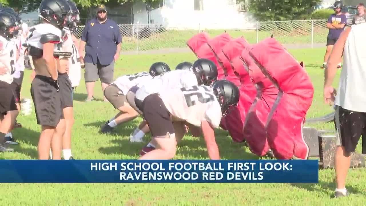 2025 High School Football First Look: Ravenswood Red Devils