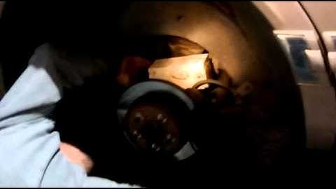 AUTOenginuity feat. Cyrus