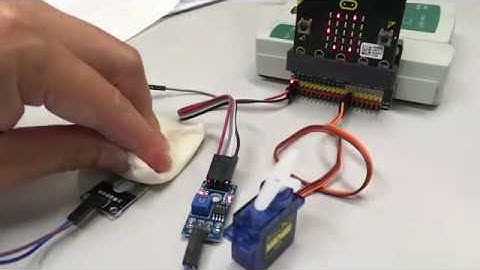 Micro:bit Project with Soil Moisture Sensor and Servo (Demonstration)