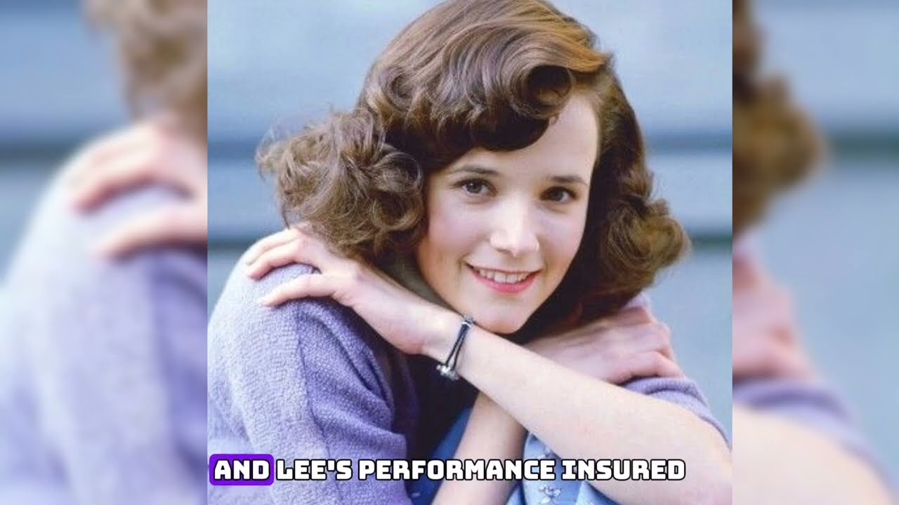 Lea Thompson's Huge Size Will Make You Look Twice, Try Not To Drool