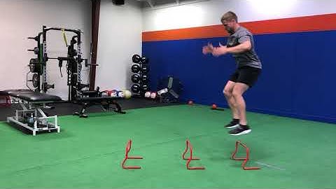 High Hurdle Jump Mini Bounce w/Stick