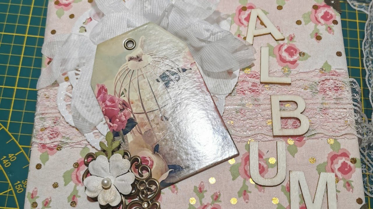 Craft Update Minialbum mit neuen Action Sachen - YouTube