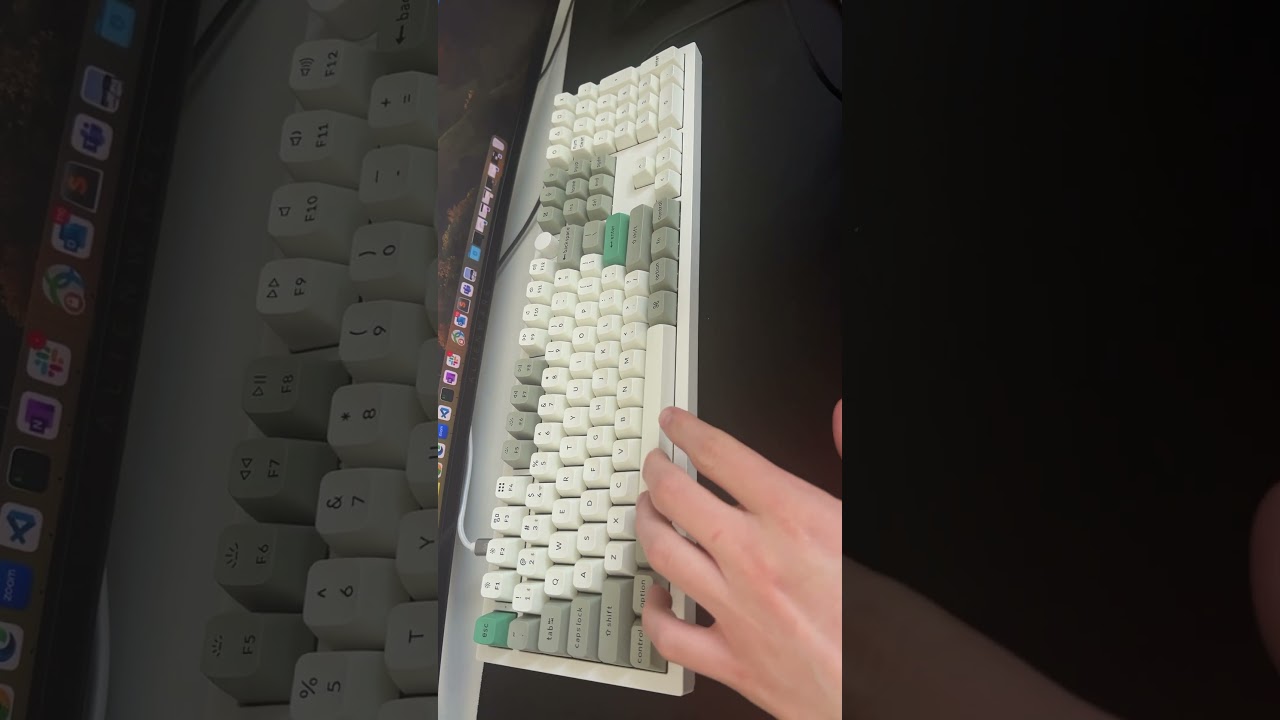 Keychron Q6 Max Gateron Jupiter Banana