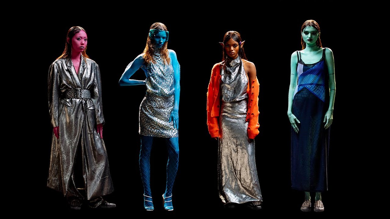 New York Fashion Week hosts 'first all-holographic show