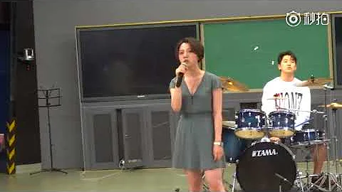 杨沛宜◎2018年6月◎2008年北京奥运会唱《歌唱祖国》的小女孩儿长大了！ - 天天要闻
